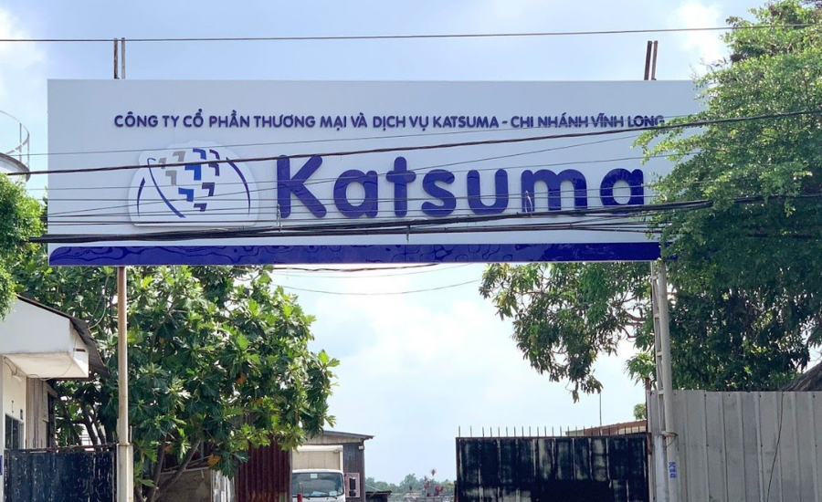 THI CÔNG BẢNG HIỆU NGOÀI TRỜI