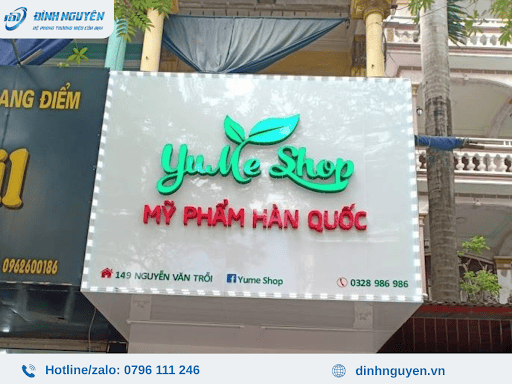 bảng hiệu cửa hàng mỹ phẩm hút khách